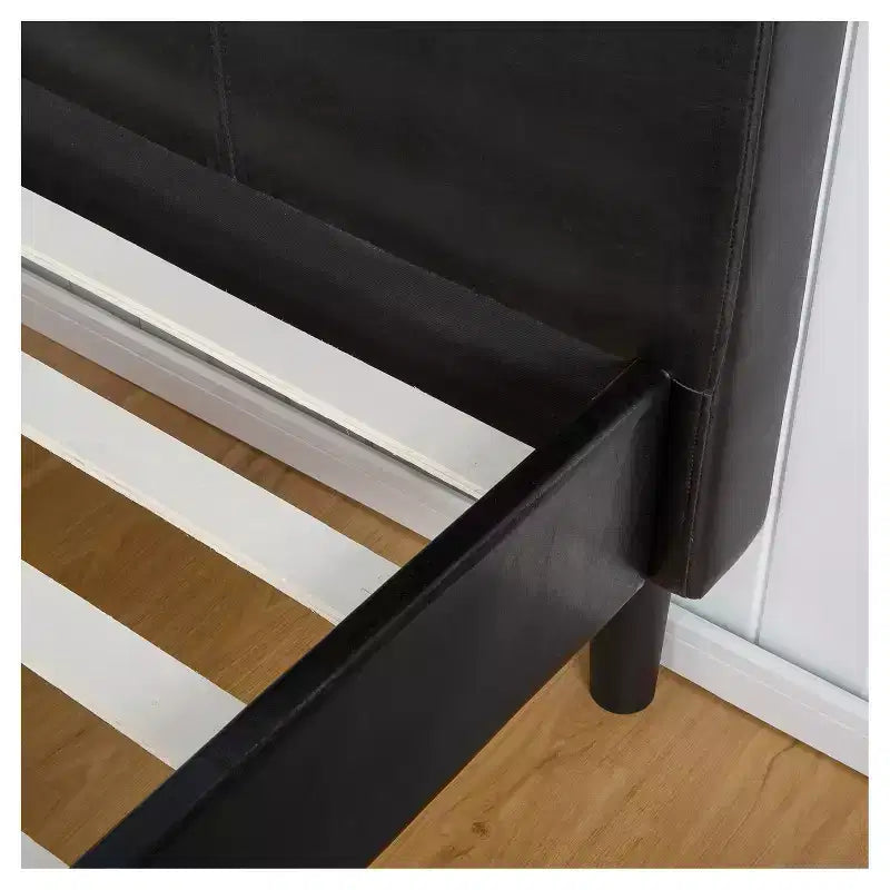 Lit plateforme en similicuir marron foncé