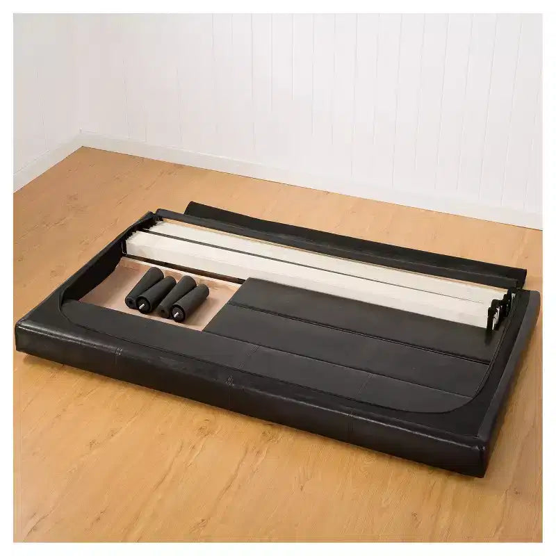 Lit plateforme en similicuir marron foncé