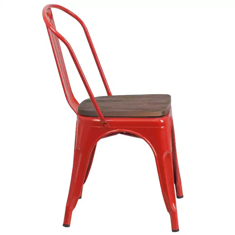 Chaise empilable en métal avec assise en bois