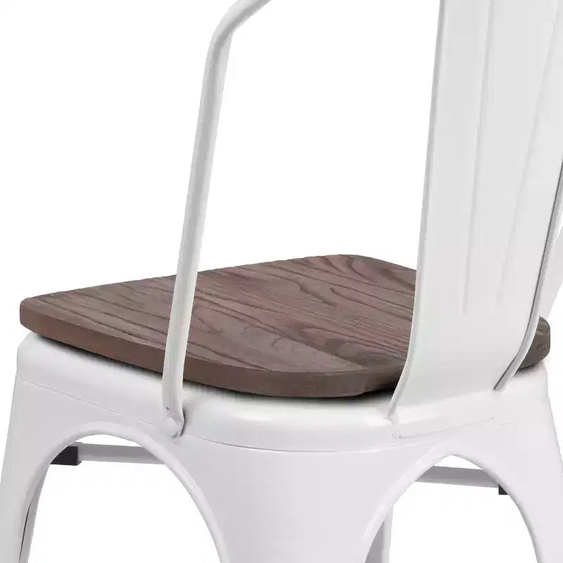 Chaise empilable en métal avec assise en bois