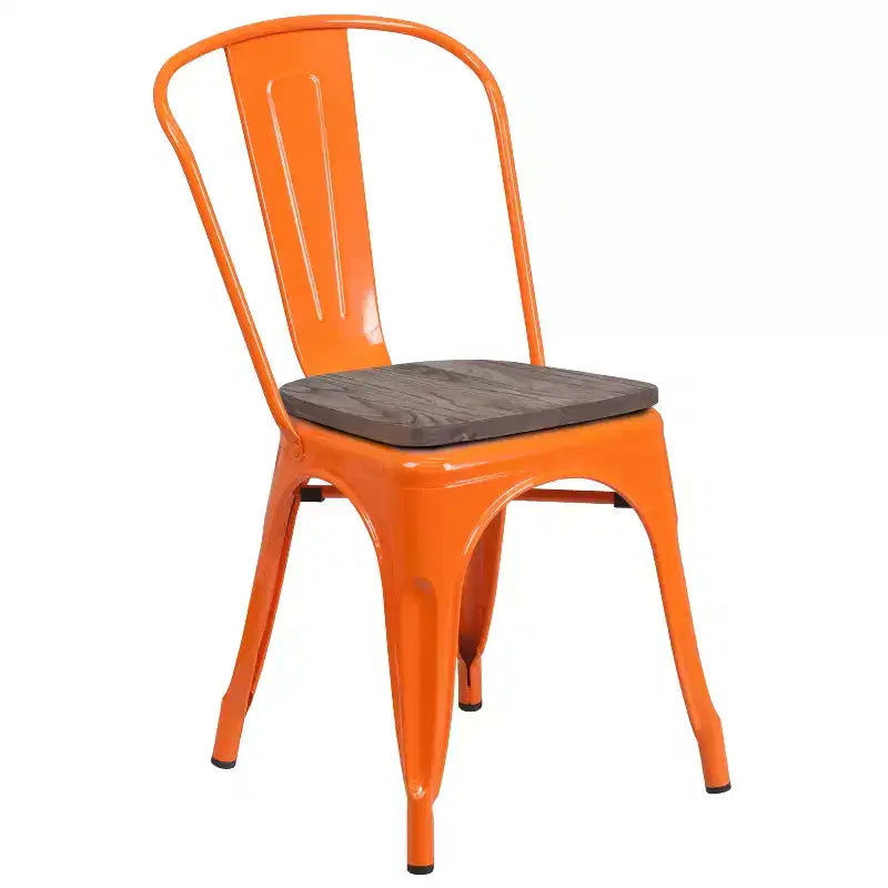 Chaise empilable en métal avec assise en bois
